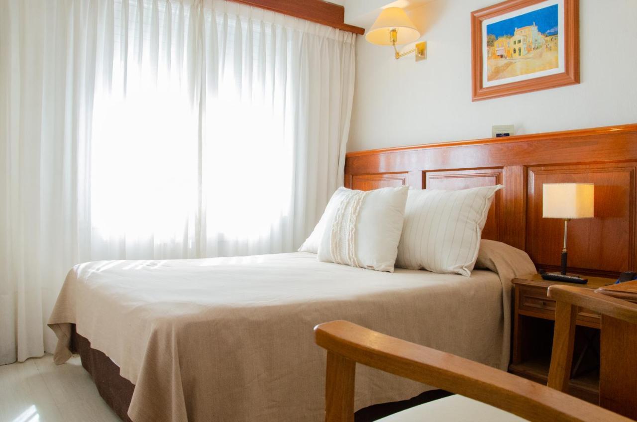 Hotel Valles Mar del Plata Esterno foto