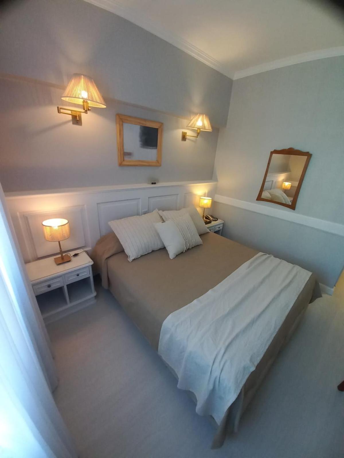 Hotel Valles Mar del Plata Esterno foto